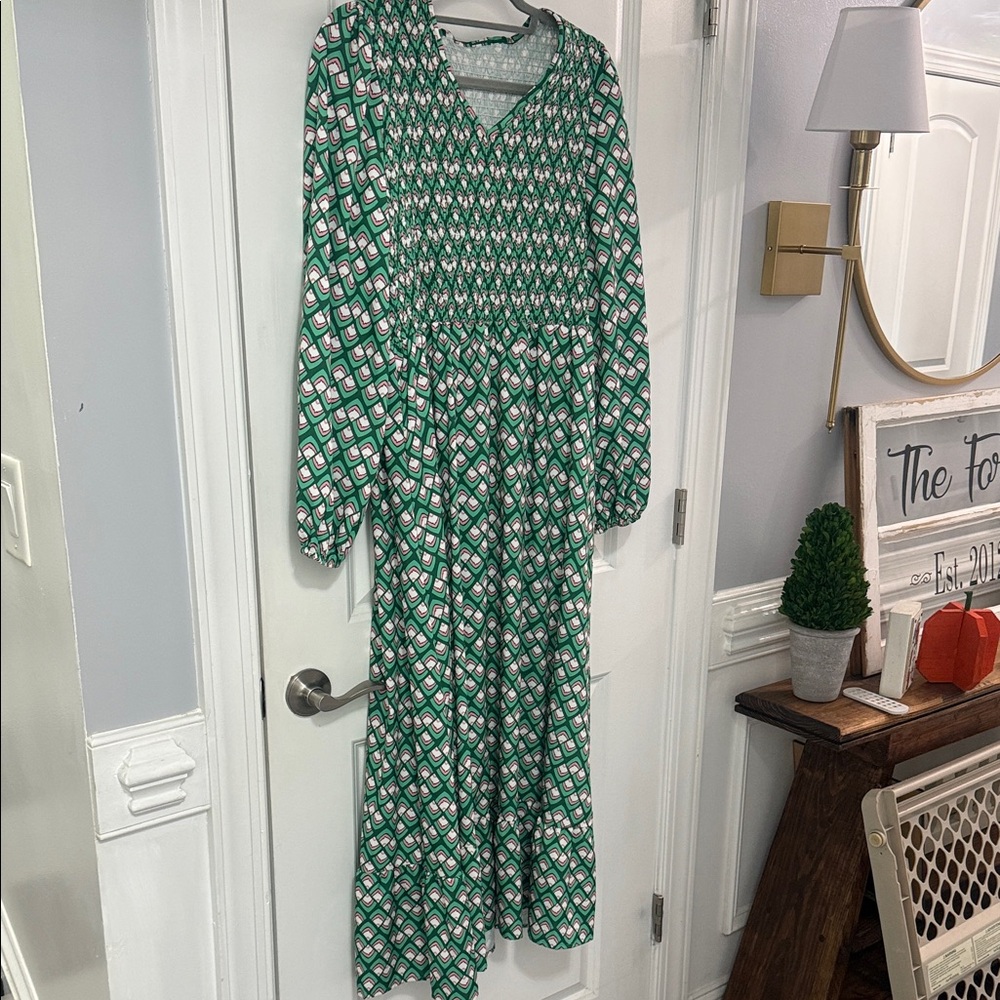 Elegant Green Patterned Long Sleeve Dress